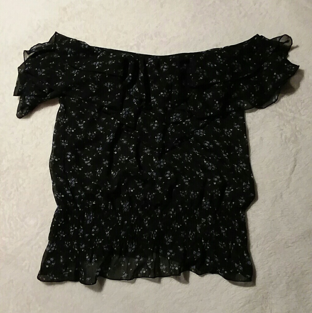 Off the shoulder floral top.